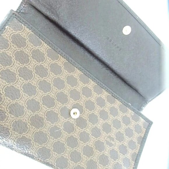 Authentic CELINE Macadam purse leather [Used] - Picture 10 of 16